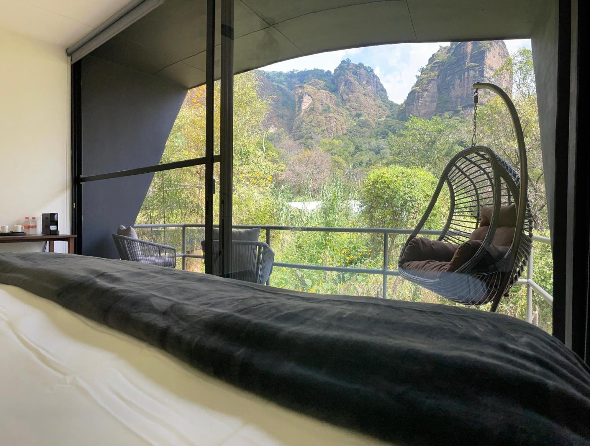 Bajo La Montana Hotel Tepoztlán Exterior photo